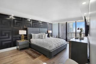 The Bond - OO7 Vibes and Penthouse Water Views! - Miami - 8