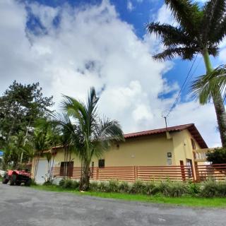 Hummingbird House Panama - Los Altos de Cerro Azul - 5