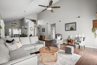 Desert Sunset - Leisure World - 4
