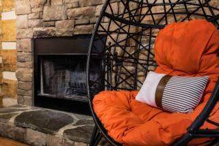 Our Deer Hideout - Couples retreat, hot tub, foosball, arcade - Sevierville - 8
