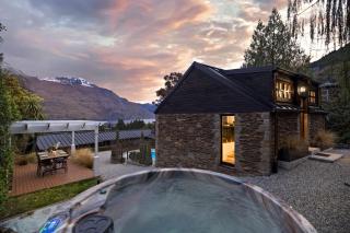 Alpine Cottage - Queenstown - 1