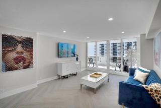 Visions! Water and Miami Skyline VIews! Brand New - Miami - 1
