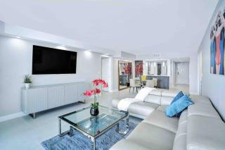 Summer Retreat! Water and City Views! - Miami - 2