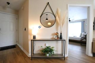Restful Refuge 2 BR Boutique Condo w Pool & Gym - Gainesville - 5