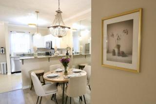 Stylish Sanctuary King Beds Upscale Condo - Gainesville - 1