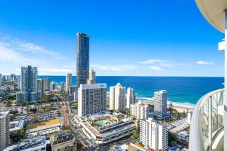 NEW Chevron Ocean Views Central Surfers. - Gold Coast - 6