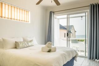 SA Shores 32 on George Road Britannia Bay - 9