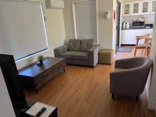 RIVER DOWNS COTTAGE - 8