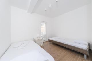 Apartment X Budva Boulevard - 7