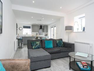 Modern 2 bed Apartment in Rhosneigr - Pass the Keys - 9