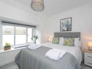 Pass the Keys Modern 2 bed Apartment in Rhosneigr - Gwalchmai - 5