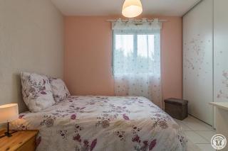 Duplex Casita mia chez Myriam gite 3 étoiles climatisé 4 adultes 2 chambres 3 lits terrasse jardin - Gragnague - 6