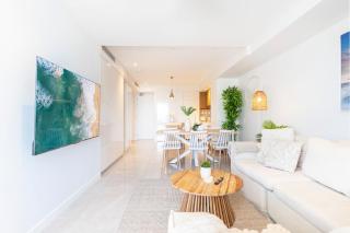 Oceanus oasis at Bokarina Beach -stunning modern coastal apartment - Kawana Waters - 7
