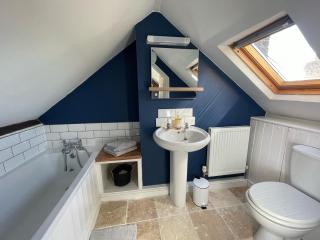 Stylish 2 bedroom apartment close to beaches - Fakenham - 1