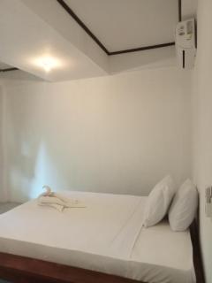 Putra Boyan Cottages - Gili Trawangan - 5