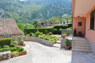 Fjordfront Aerie - Kotor (Cattaro) - 2
