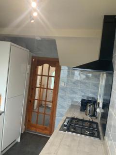 Immaculate 1-Bed Apartment in Aberdeen - 7