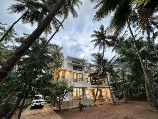 SeaLaVie Sea View Farmhouse - Nandgaon - 0