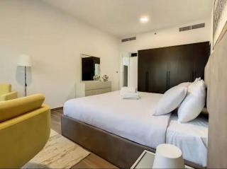 Bright one bedroom in JVC - Dubai - 2