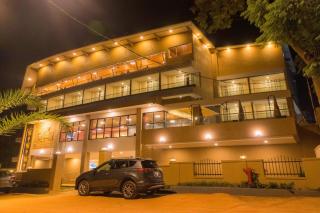 The Hut Restaurant & Boutique Hotel - Kigali - 9
