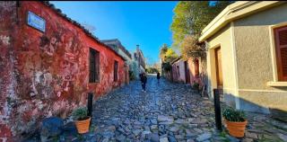 Bajo el Faro - Colonia del Sacramento - 1