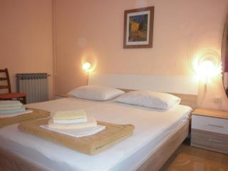 Apartments Gojka Miocevic - Biograd na Moru - 9