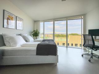 Exclusive Penthouse with Sunset Views - 3