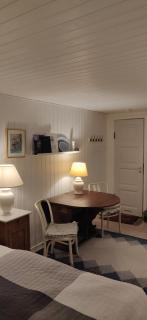 Fuglsanggaard. Private annex in nature. - 2