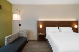 Holiday Inn Express Hotel & Suites Talladega by IHG - Talladega - 9