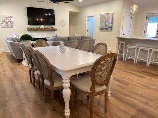 Dixie Delight - Riverview - 1