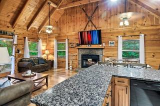 Lazy Fox Retreat - Sevierville - 4