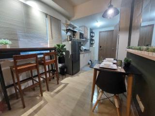 Condo Private Room/Hotel Type @ Spring Residences - Manila - 3