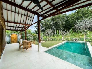 Villa MAWAR. Easy Getaway for 4. Opening Rates now - Kuta Lombok - 9