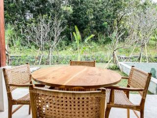 Villa MAWAR. Easy Getaway for 4. Opening Rates now - Kuta Lombok - 4
