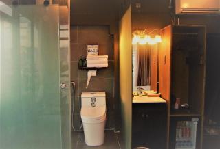 Oasis Hotel & Apartment - 1