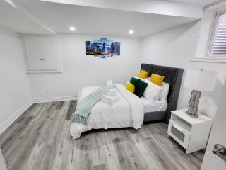 Feel Like Home/ Bs Mississauga - 5