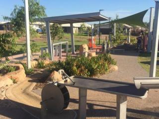 Zenhouse: 4BR Stylish Work/Family Home in Muirhead - 9