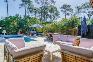 Belle Villa avec Piscine juste à côté du bassin - 1