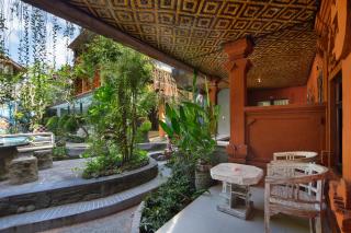 Hotel Lumbung Sari Legian - 2