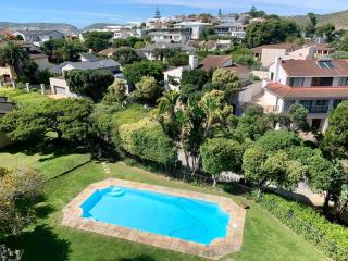 Alba Tramonto - 4 bed 3 bath - 100m to Robberg Beach & Large Patio - Plettenberg Bay - 9