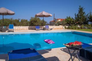 Al Aker Villa with private pool - Kalathas - 6