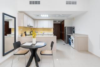 Amazing Studio with Balcony & Beach access-RAK - Ras al Khaimah - 1