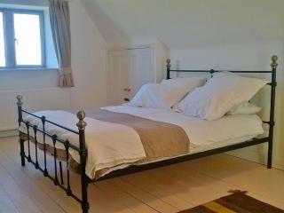 Battens Farm Cottages B&B - Yatton Keynell - 8