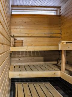 Kotimaailma - Avara ja valoisa kolmio saunalla lähellä Helsingin keskustaa - 7