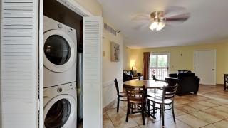 Put-in-Bay Poolview Condo #7 - Put-in-Bay - 1