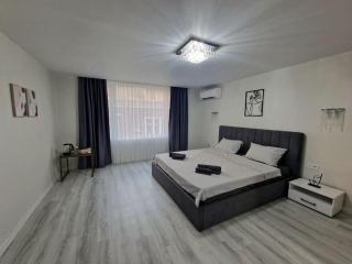 Central Luxe Apartment - Elisha - 2