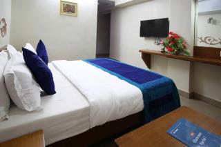 HOTEL CAMPUS - Ahmedabad - 6