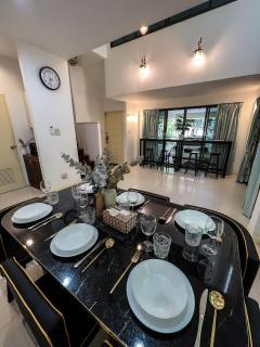 Sukhumvit 31 Sweet Home 7 beds - up to 12 guests - Bang Kapi - 5