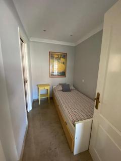 Apartamento junto al Puerto Deportivo de Estepona - Estepona - 5