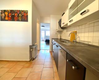 Gemütliche Unterkünfte für längeren Aufenthalt und Monteure inkl Balkon, Waschmaschine, WiFi, Küche und Parkplatz - Aschersleben - 3